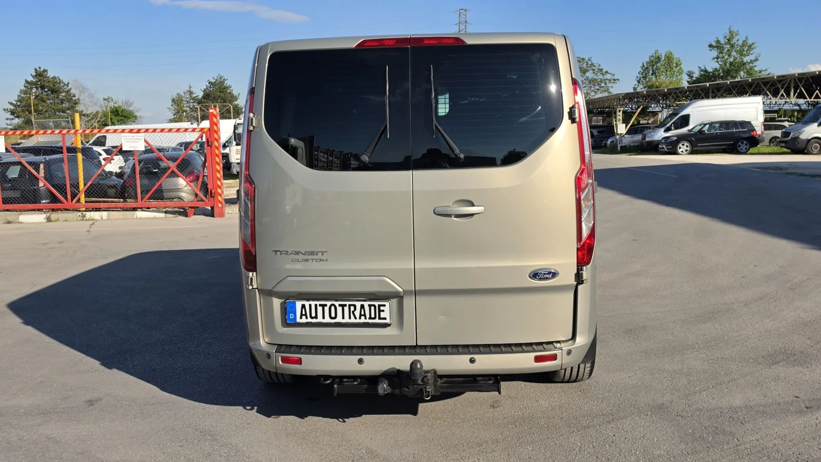 Ford Transit Custom 2.2.2TDCI  155 к.с, снимка 6 - Бусове и автобуси - 54567957