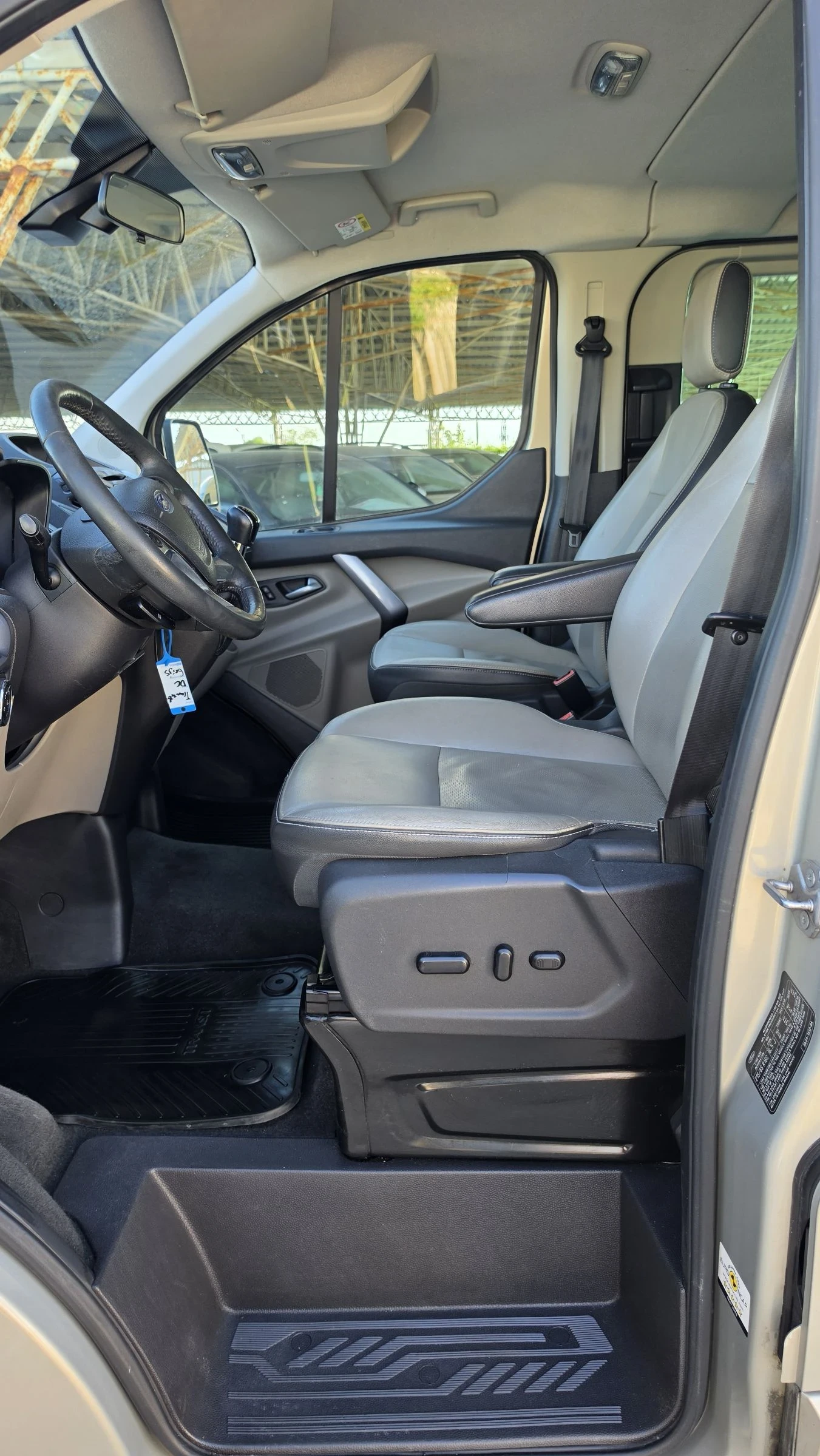 Ford Transit Custom 2.2.2TDCI  155 к.с, снимка 9 - Бусове и автобуси - 54567957