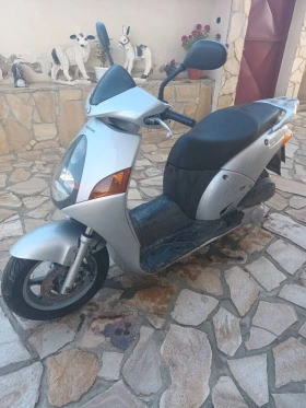 Honda Sh 150, снимка 2