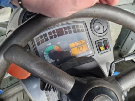 Трактор Claas ARES 697, снимка 9