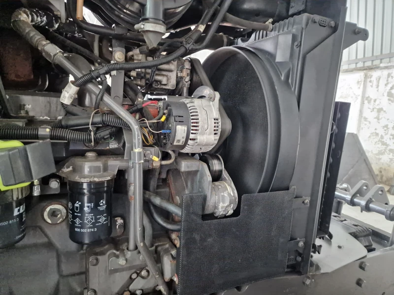 Трактор Claas ARES 697, снимка 13 - Селскостопанска техника - 53235996