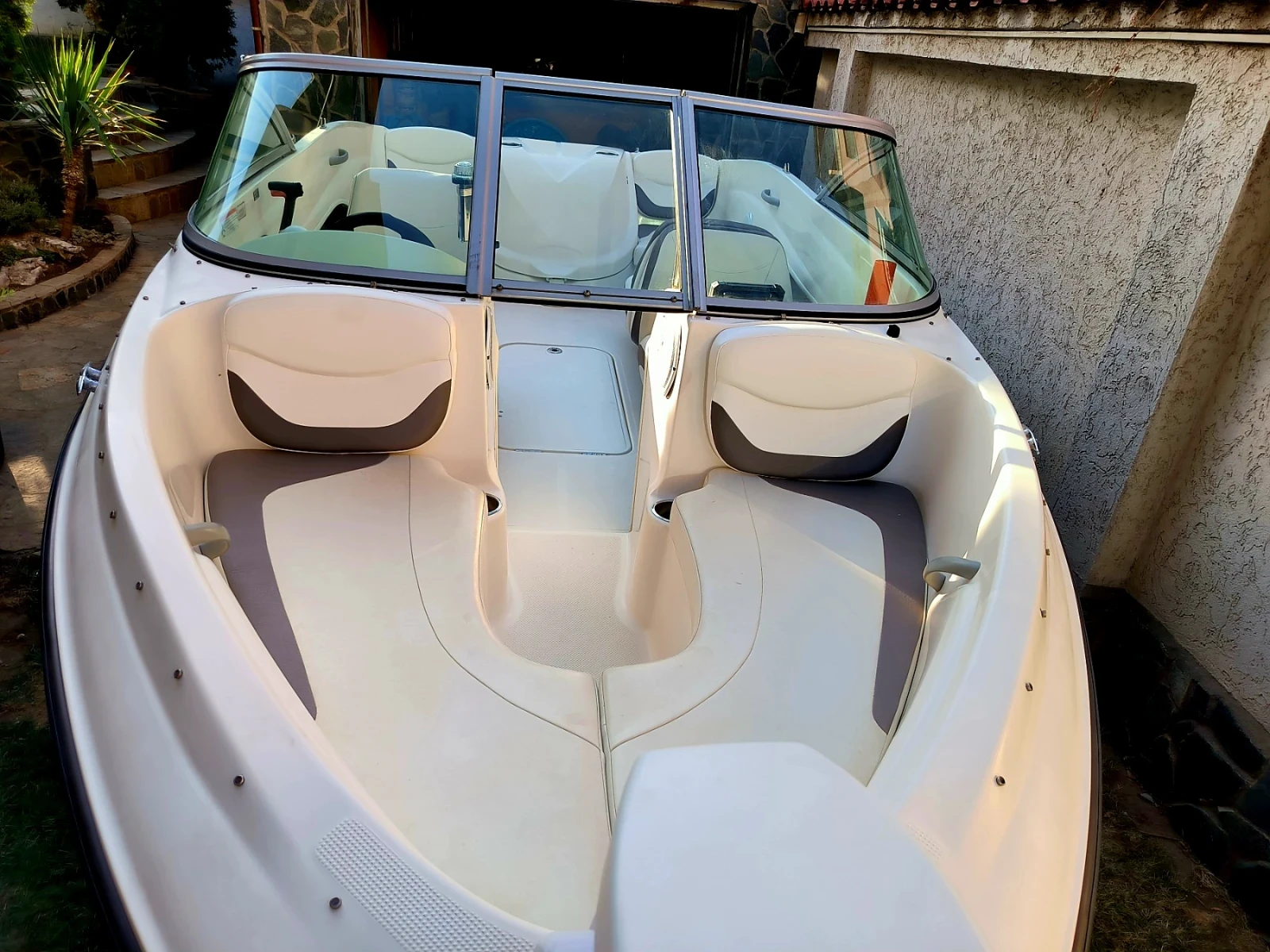 Моторна яхта Bayliner 111GT 175 - изображение 6