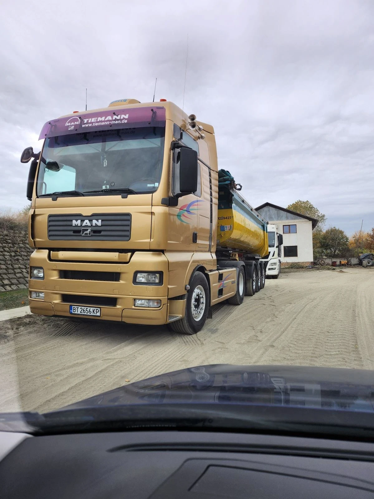 ����������� Schwarzmuller | Mobile.bg � ����������� 2