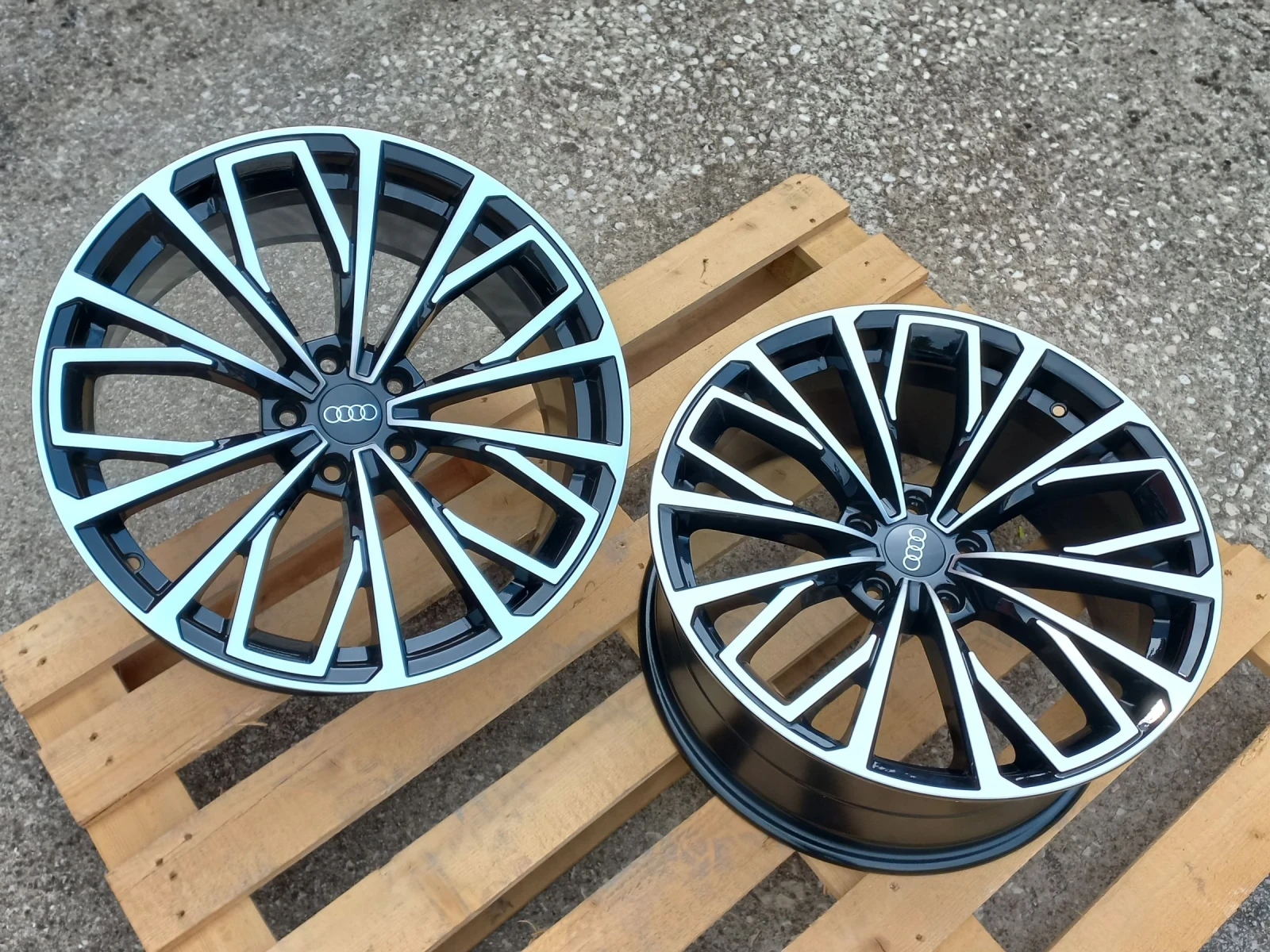 ������ �� Audi | Mobile.bg � ����������� 4