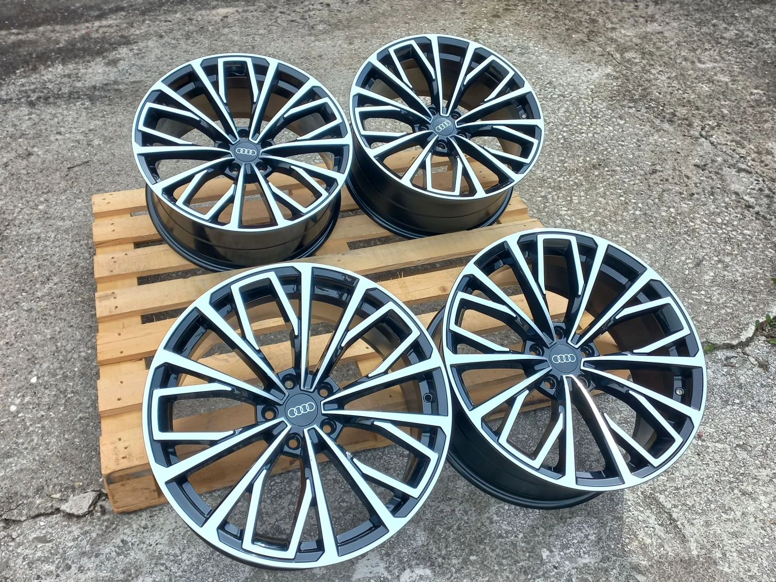 ������ �� Audi | Mobile.bg � ����������� 12