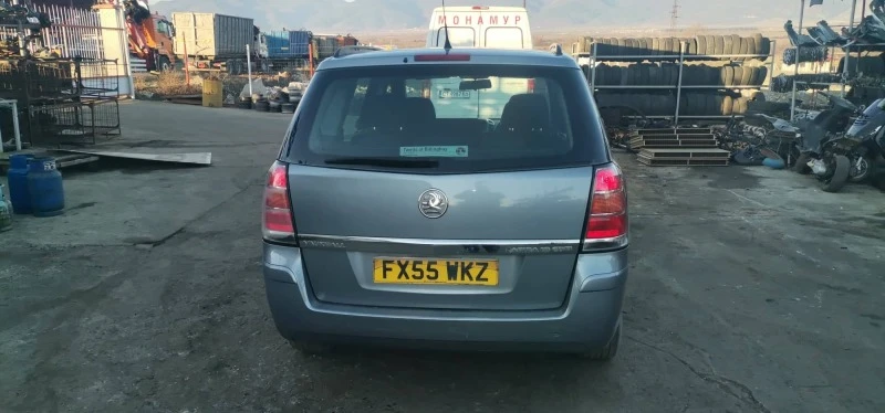 Opel Zafira 1.9, снимка 3 - Автомобили и джипове - 39145293