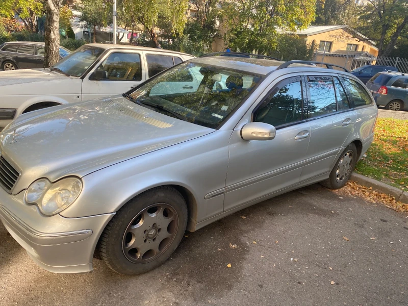 Mercedes-Benz 200, снимка 2 - Автомобили и джипове - 47712979