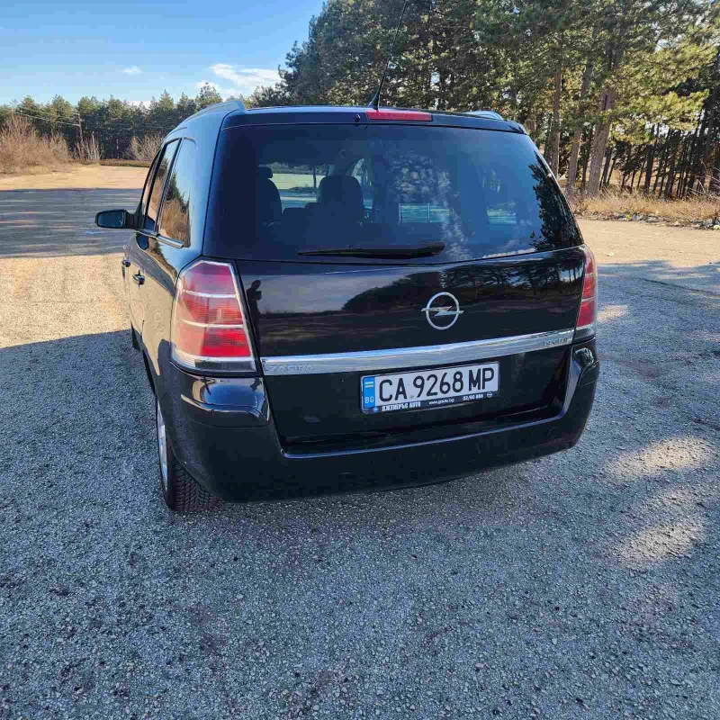 Opel Zafira 7 местна, снимка 2 - Автомобили и джипове - 48868279