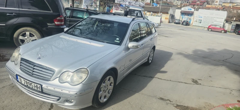 Mercedes-Benz C 220, снимка 2 - Автомобили и джипове - 49550704