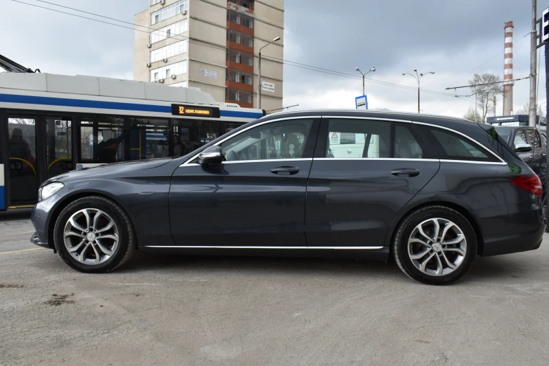 Mercedes-Benz C 220 Active-Park* Hi-Beam* DISSTRONIC* Blind, снимка 3 - Автомобили и джипове - 49763075
