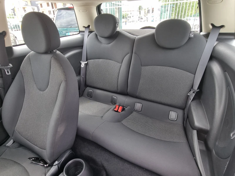Mini Cooper 1.6  112 кс, снимка 12 - Автомобили и джипове - 50192312
