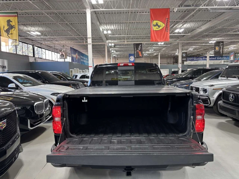Chevrolet Silverado 1LT* Z71OFF-ROAD* 4X4* CREW* V8* BOSE* APPLE CARPL, снимка 6 - Автомобили и джипове - 52449930