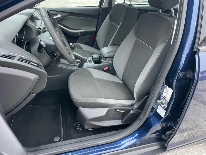 Ford Focus 1.6i 125к.с. GHIA ГЕРМАНИЯ, снимка 13 - Автомобили и джипове - 53208166