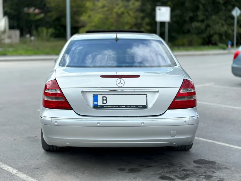 Mercedes-Benz E 500, снимка 5 - Автомобили и джипове - 53403011