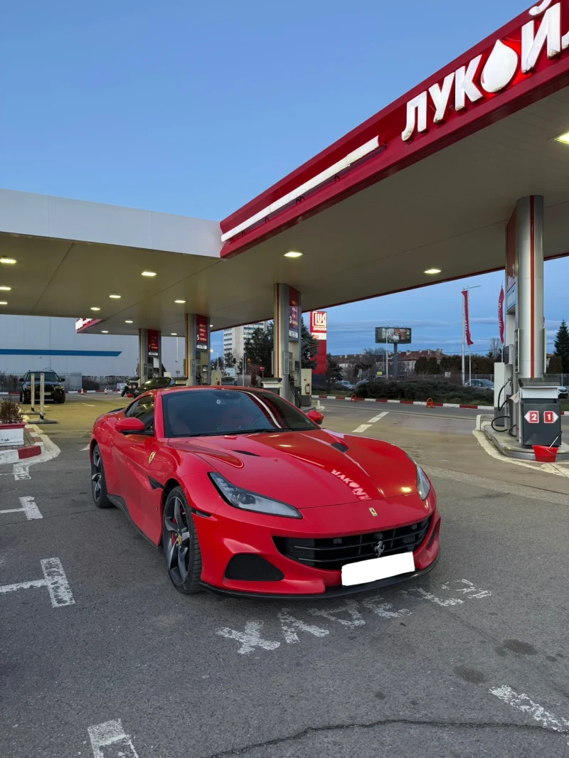Ferrari Portofino M 620hp Free Service 07.2028, снимка 2 - Автомобили и джипове - 53447901