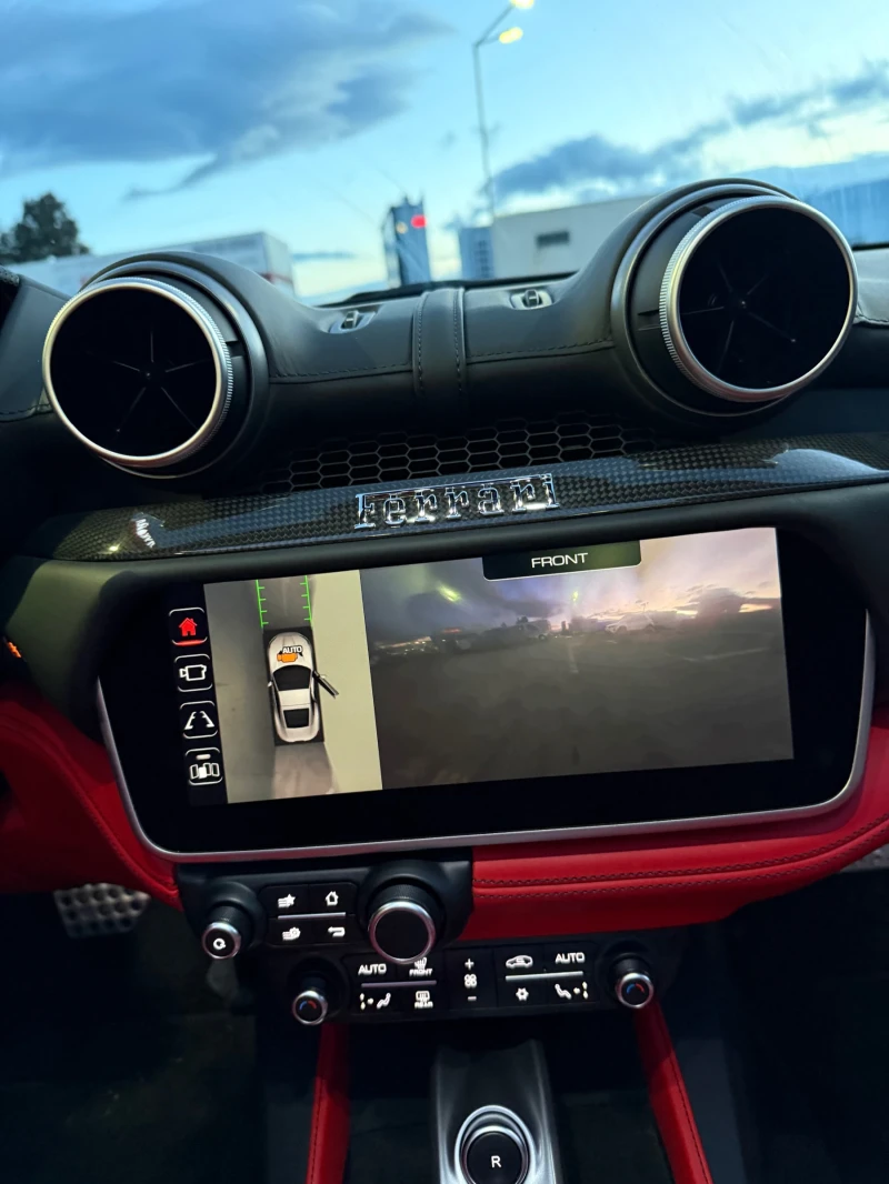 Ferrari Portofino M 620hp Free Service 07.2028, снимка 15 - Автомобили и джипове - 53447901