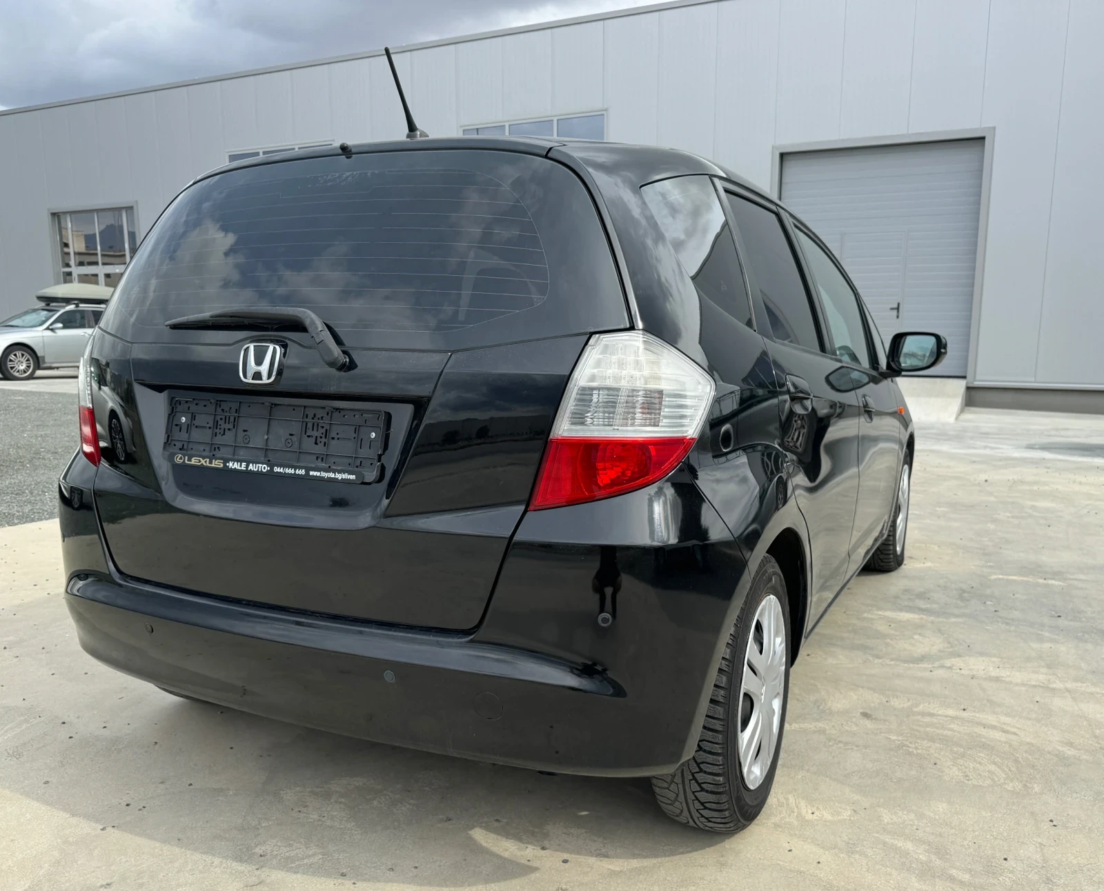 Honda Jazz 1.2 Бензин Газ - изображение 8