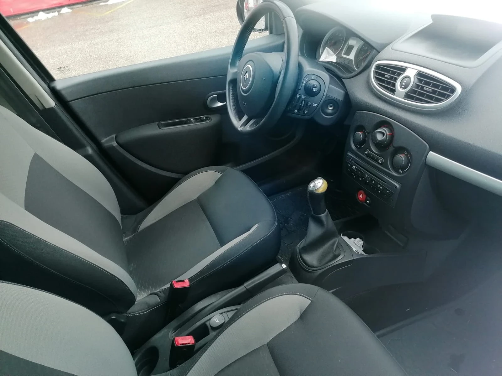 Renault Clio 1.2Бензин - изображение 2