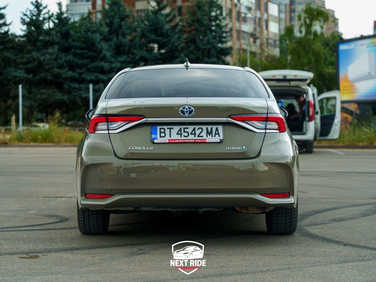 Toyota Corolla 1.8 Hybrid 122 к.с. Executive Plus 2020 г. - изображение 4