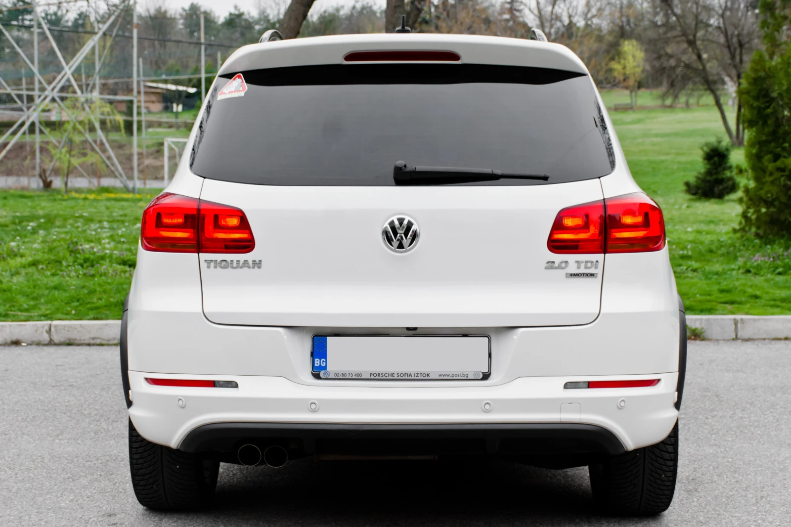 VW Tiguan R-Line 2.0TDI Автомат - изображение 6