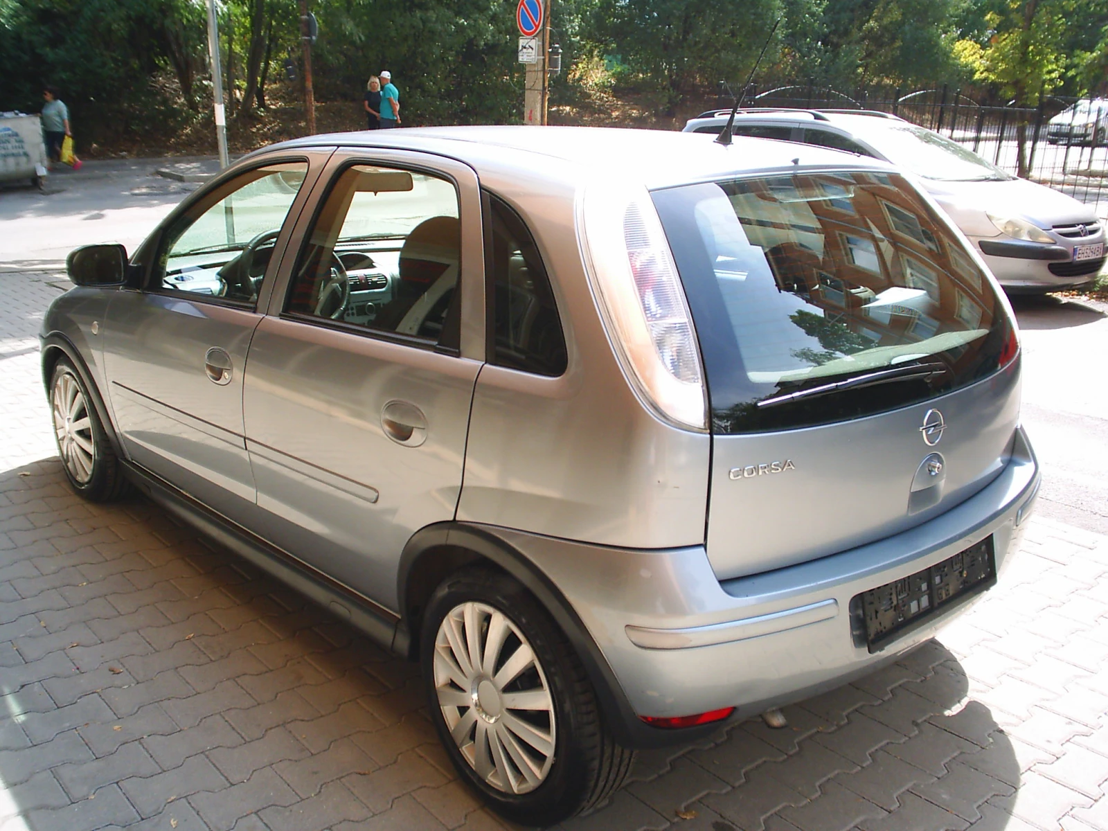Opel Corsa 1.0 12V Enjoi - изображение 6