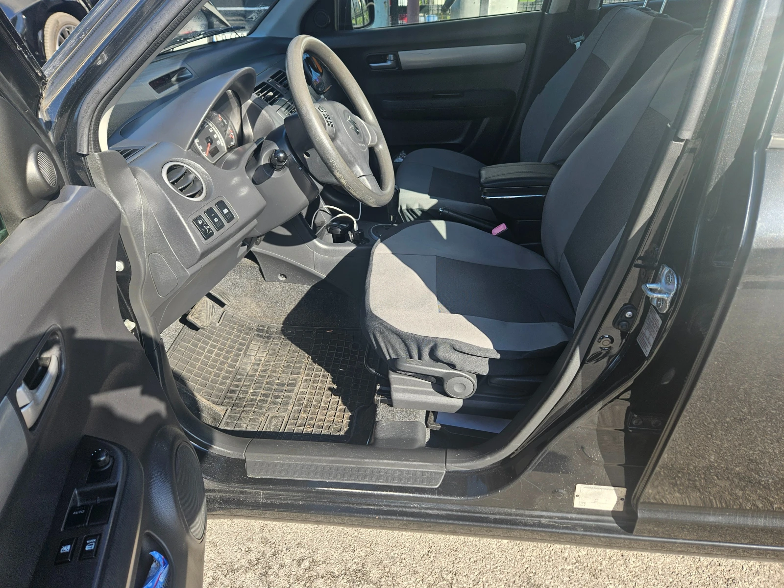 Suzuki Swift  - изображение 10