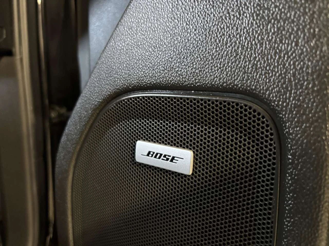 Chevrolet Silverado 1LT* Z71OFF-ROAD* 4X4* CREW* V8* BOSE* APPLE CARPL | Mobile.bg   15