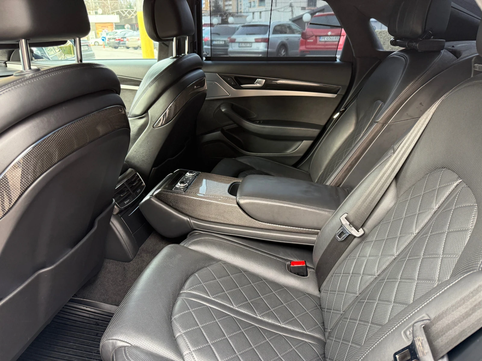 Audi S8  - изображение 9