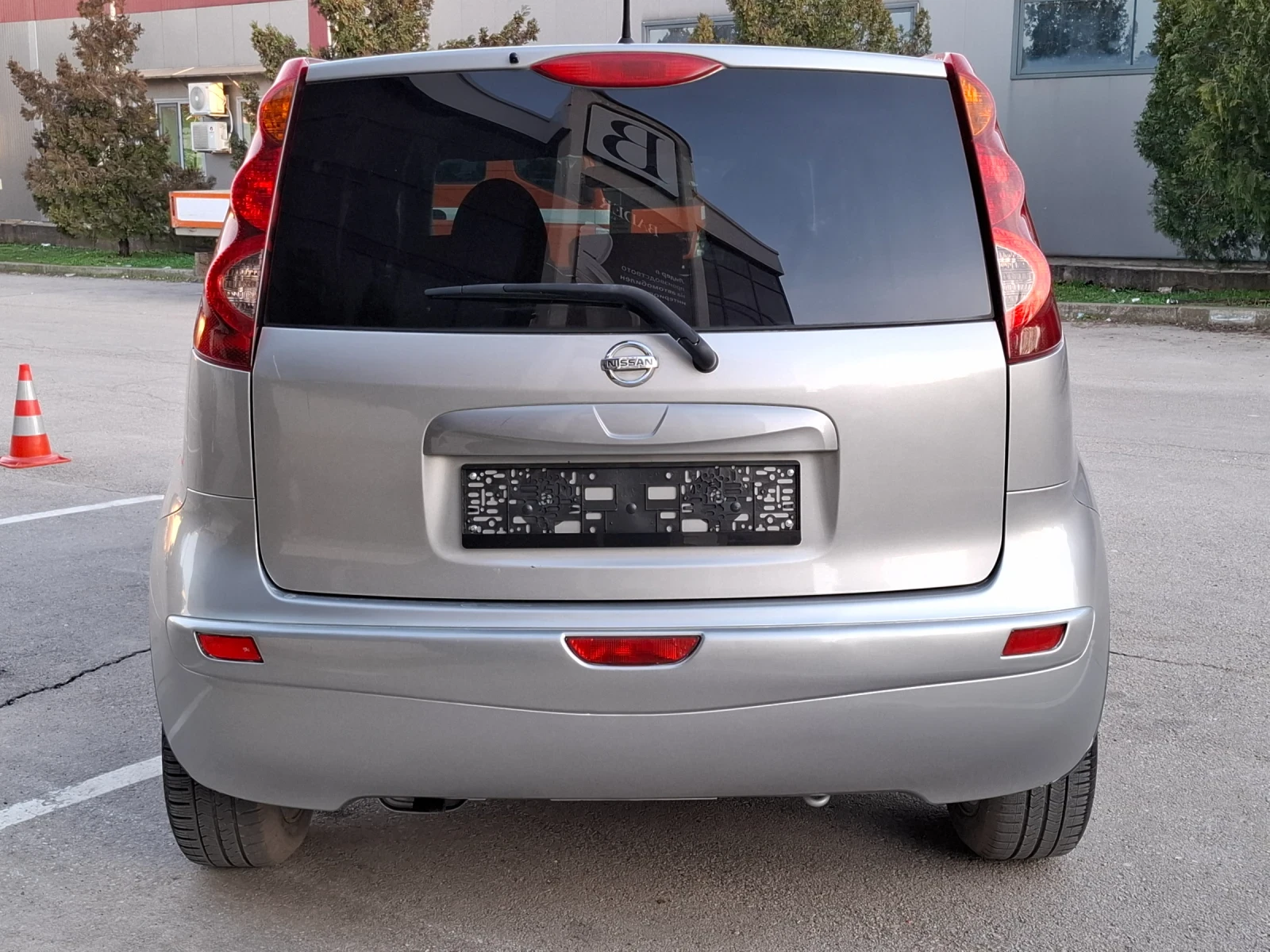 Nissan Note 1.5dCi 90hp * КЛИМАТИК * EURO 5 * ЛИЗИНГ * , снимка 6 - Автомобили и джипове - 53803257