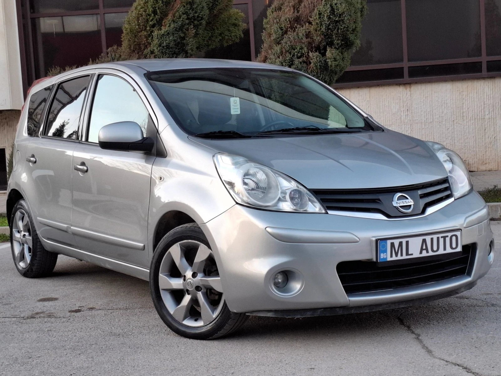 Nissan Note 1.5dCi 90hp * КЛИМАТИК * EURO 5 * ЛИЗИНГ * , снимка 2 - Автомобили и джипове - 53803257