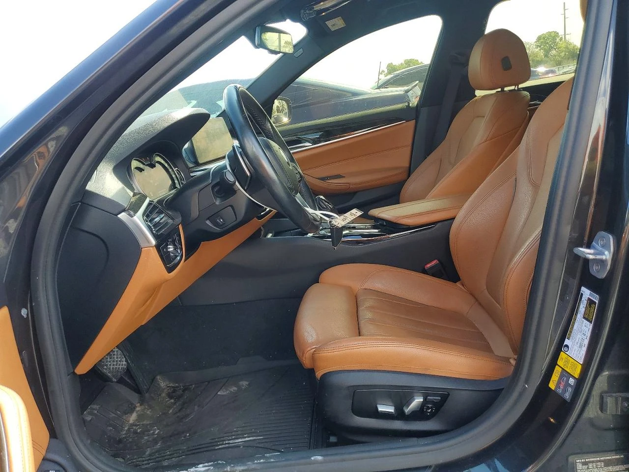 BMW 530E, снимка 7 - Автомобили и джипове - 53993888