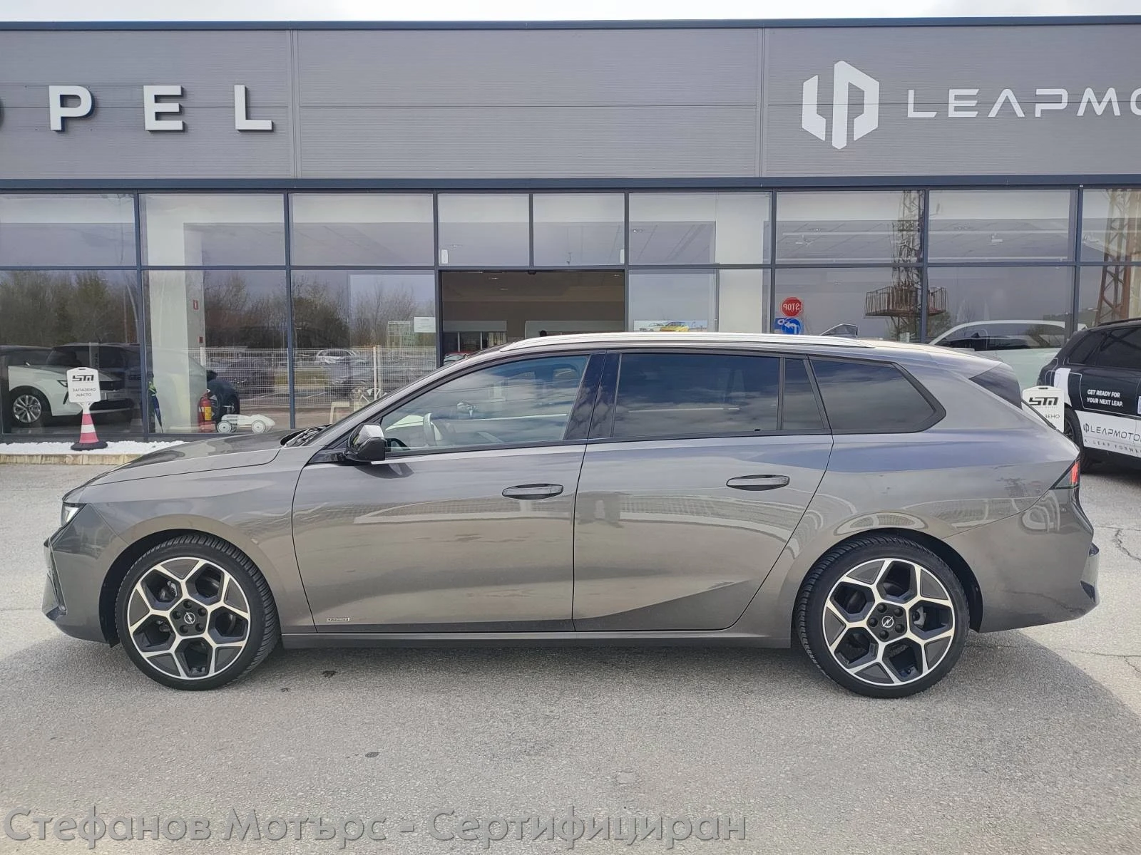 Opel Astra Sp. Tourer Ultimate 1.5 Diesel (130hp) AT8, снимка 4 - Автомобили и джипове - 54226728