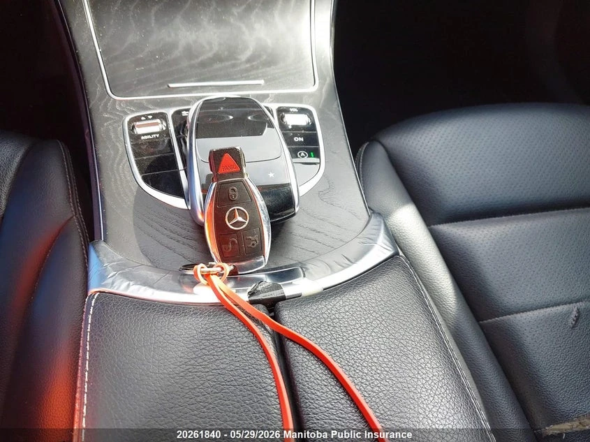 Mercedes-Benz C 300 Mercedes Benz C300W 4Matic, снимка 10 - Автомобили и джипове - 54722675