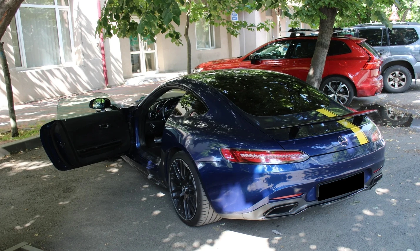 Mercedes-Benz AMG GT Coupe, снимка 4 - Автомобили и джипове - 55007286
