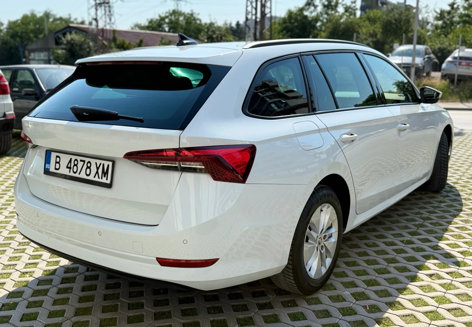Skoda Octavia, снимка 5 - Автомобили и джипове - 55123290