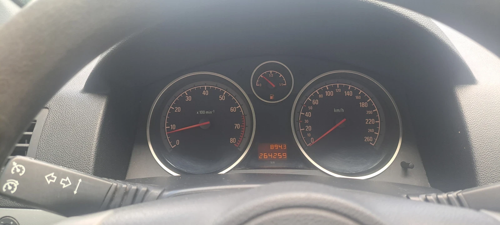 Opel Astra 1.4/Газ/Клима/Подгрев/Автопилот, снимка 10 - Автомобили и джипове - 55203156