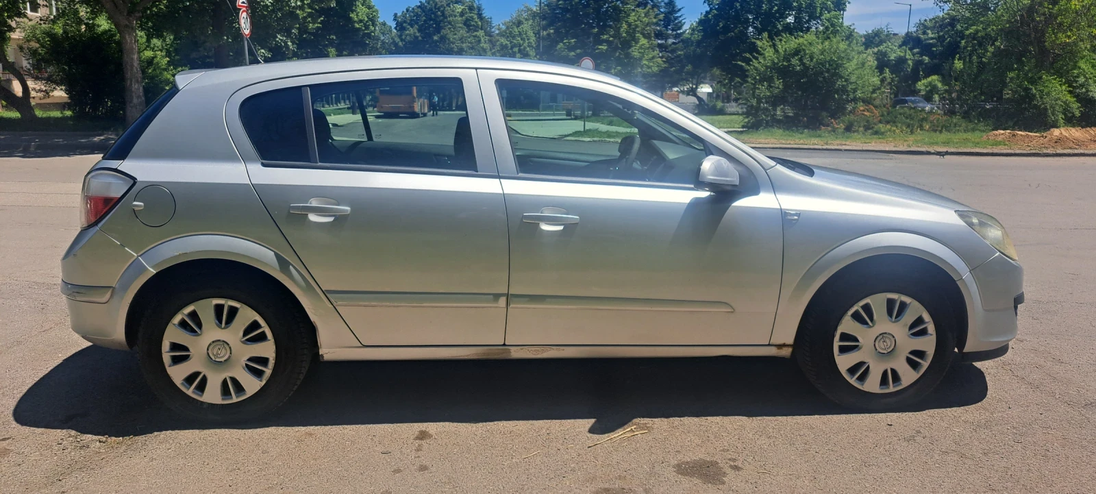 Opel Astra 1.4/Газ/Клима/Подгрев/Автопилот, снимка 4 - Автомобили и джипове - 55203156