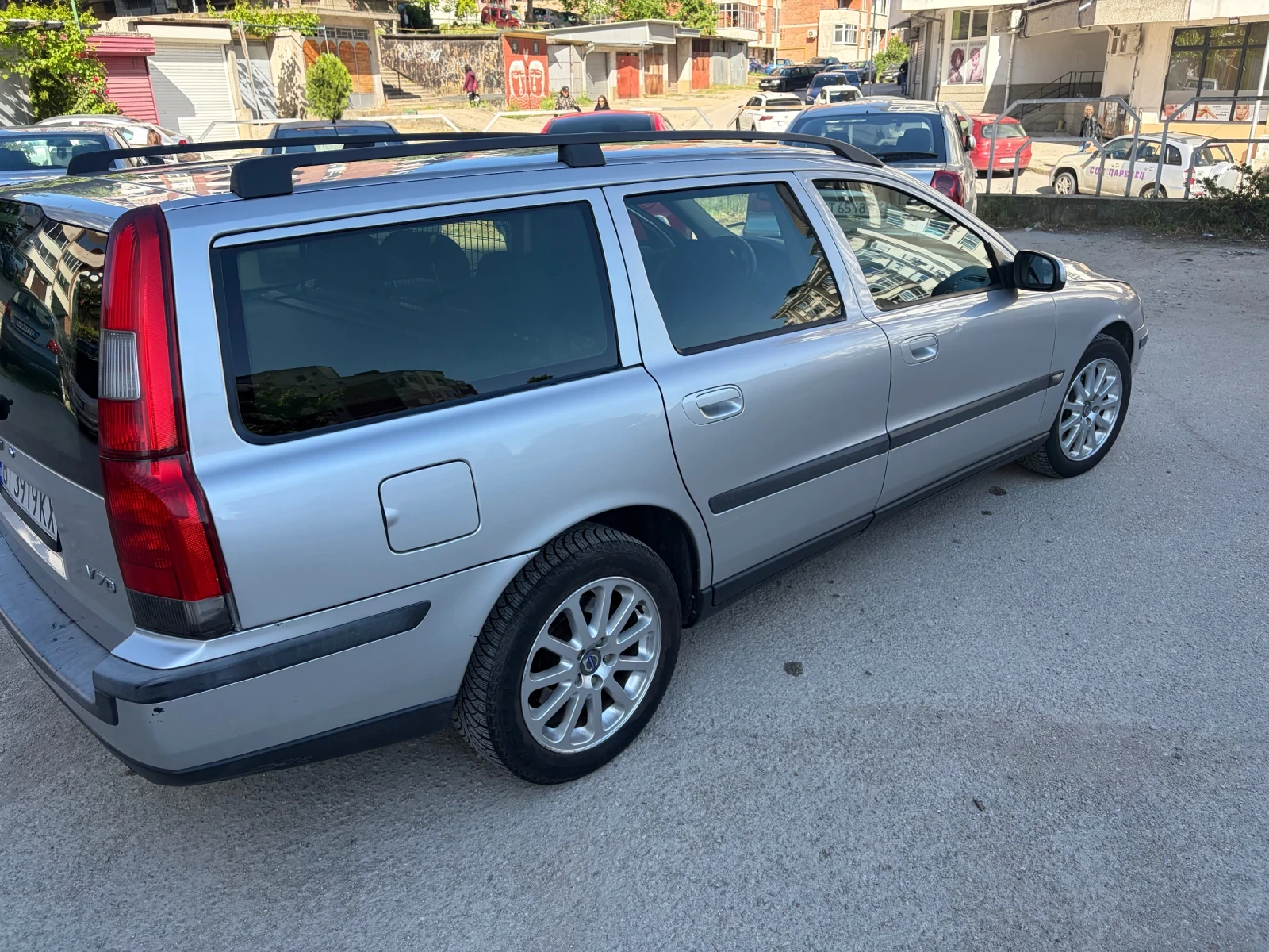 Volvo V70, снимка 3 - Автомобили и джипове - 55358930