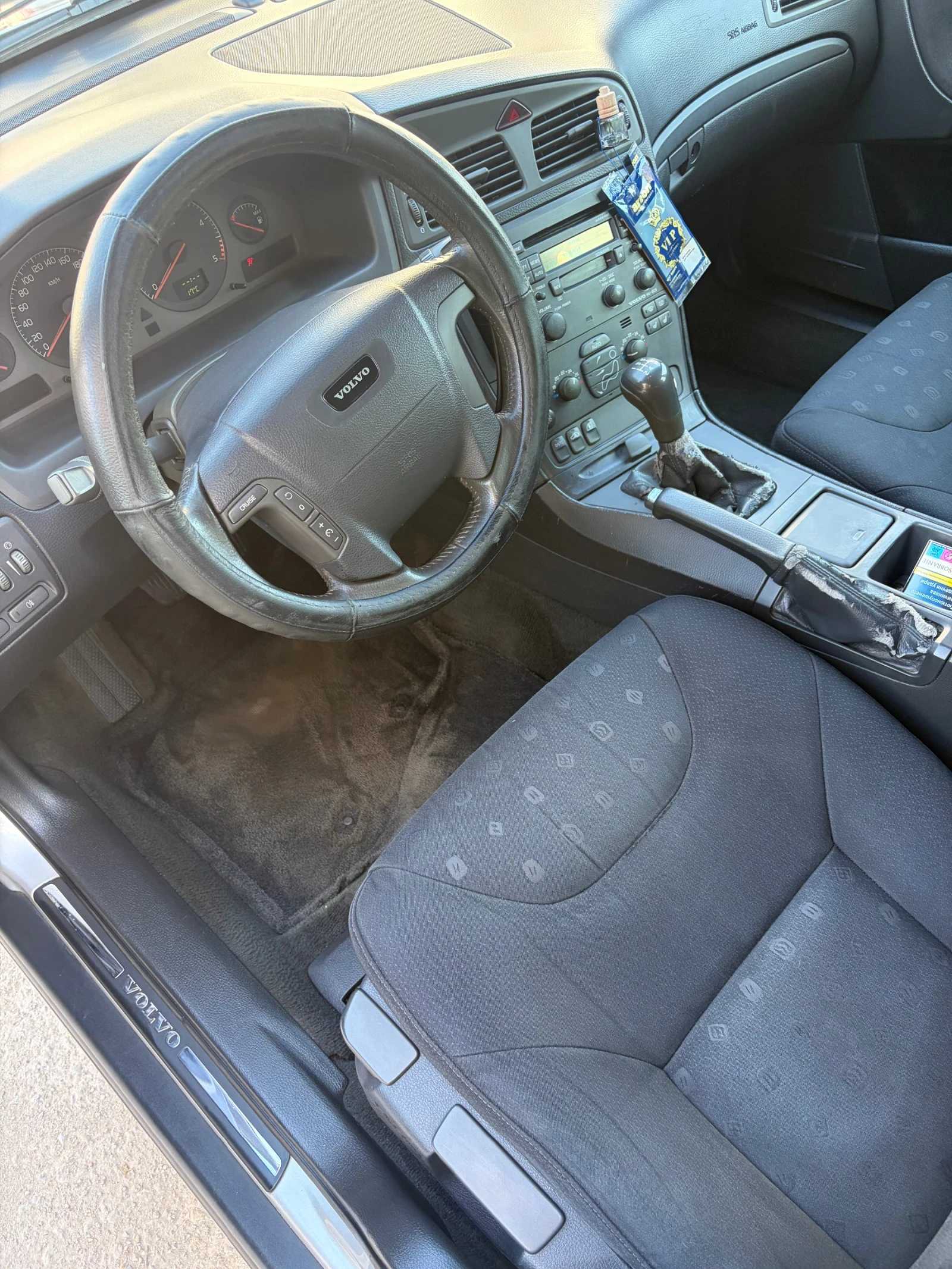 Volvo V70, снимка 8 - Автомобили и джипове - 55358930