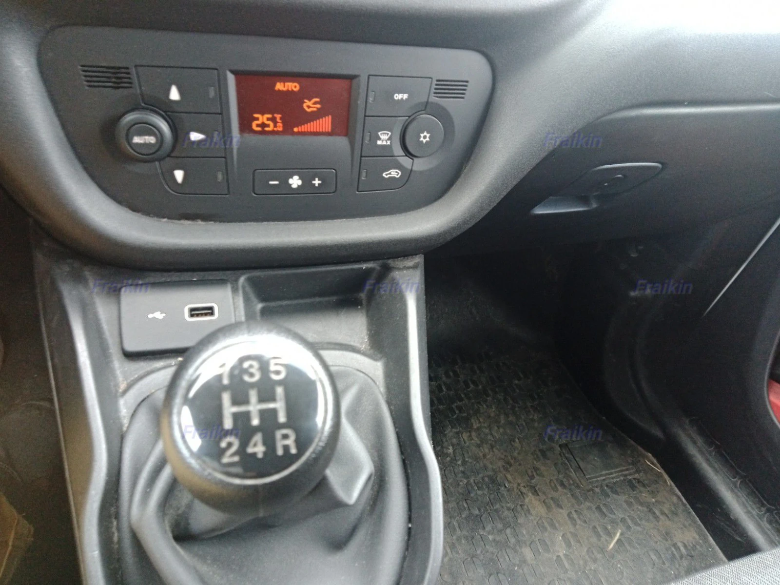 Fiat Doblo 1, 3 MTJ Maxi, снимка 4 - Автомобили и джипове - 55934501
