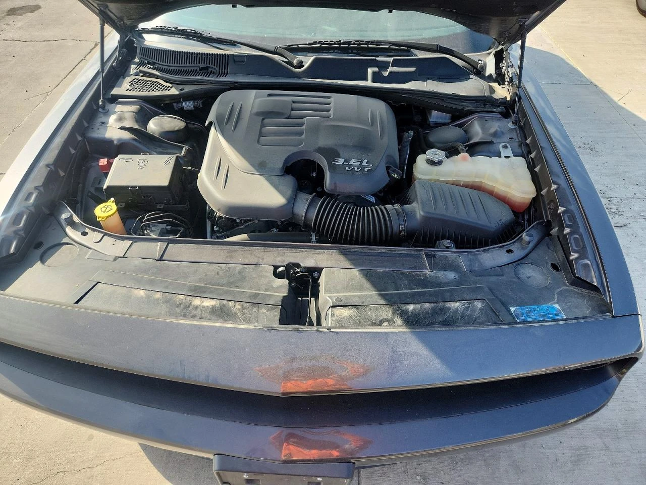 Dodge Challenger 3.6l Sxt, снимка 11 - Автомобили и джипове - 55995967