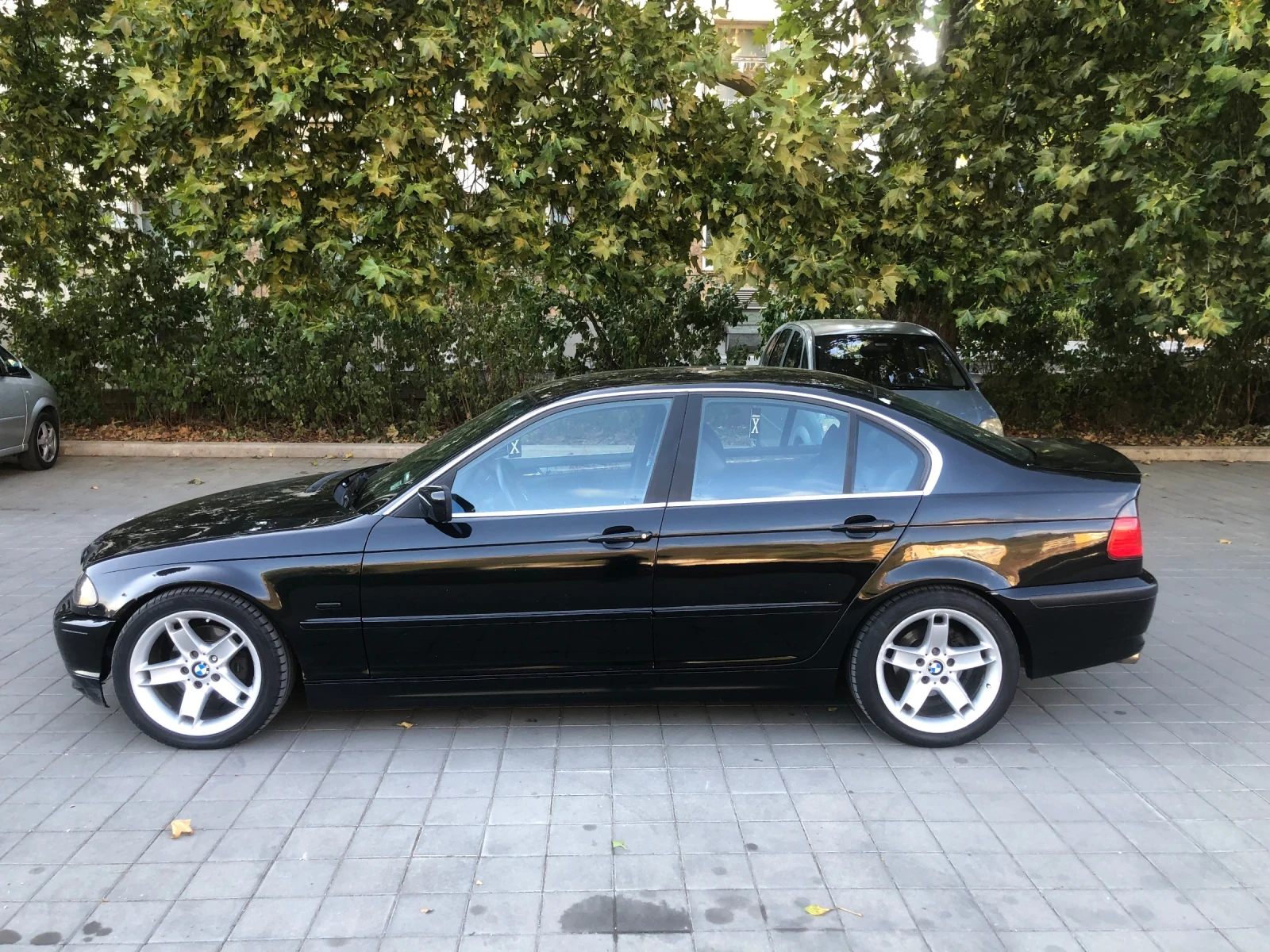 BMW 320, снимка 2 - Автомобили и джипове - 56501908