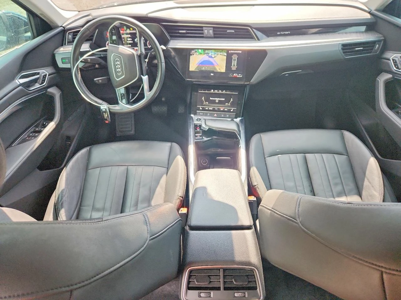 Audi E-Tron Sportback Premium, снимка 8 - Автомобили и джипове - 56618857