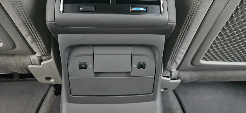 Audi Q5 3.0 TDI QUATTRO Швейцария , снимка 13 - Автомобили и джипове - 51915492