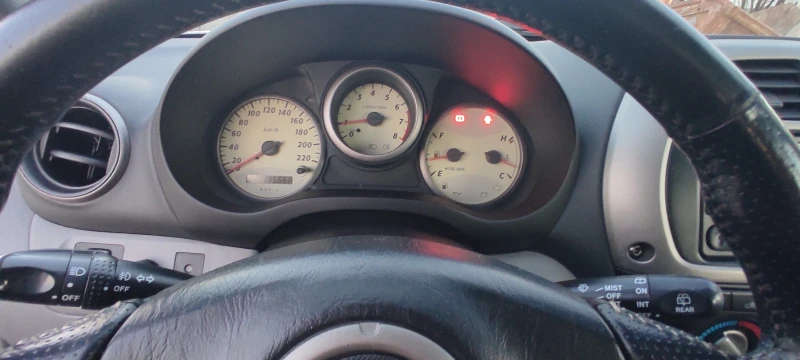 Toyota Rav4 2.0VVTI 16V. УНИКАТ!!! , снимка 14 - Автомобили и джипове - 52529297