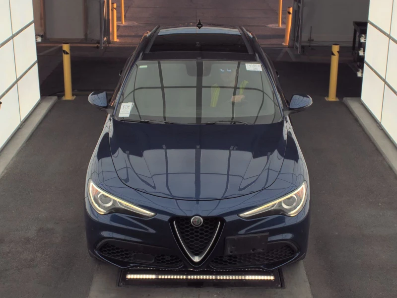 Alfa Romeo Stelvio Ti Sport, снимка 2 - Автомобили и джипове - 52912312
