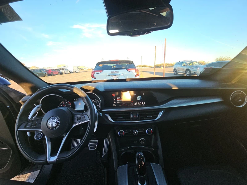 Alfa Romeo Stelvio Ti Sport, снимка 8 - Автомобили и джипове - 52912312