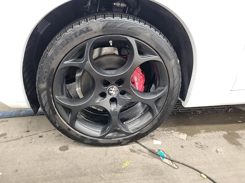 Alfa Romeo Stelvio TI SPORT * * CARFAX * * АВТО КРЕДИТ * * , снимка 7 - Автомобили и джипове - 52843059