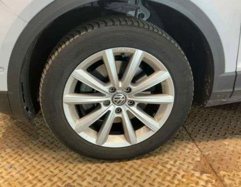 VW T-Roc 2.0 TDI 4MOTION.110 KW.NAVI.LED, снимка 4 - Автомобили и джипове - 52949648