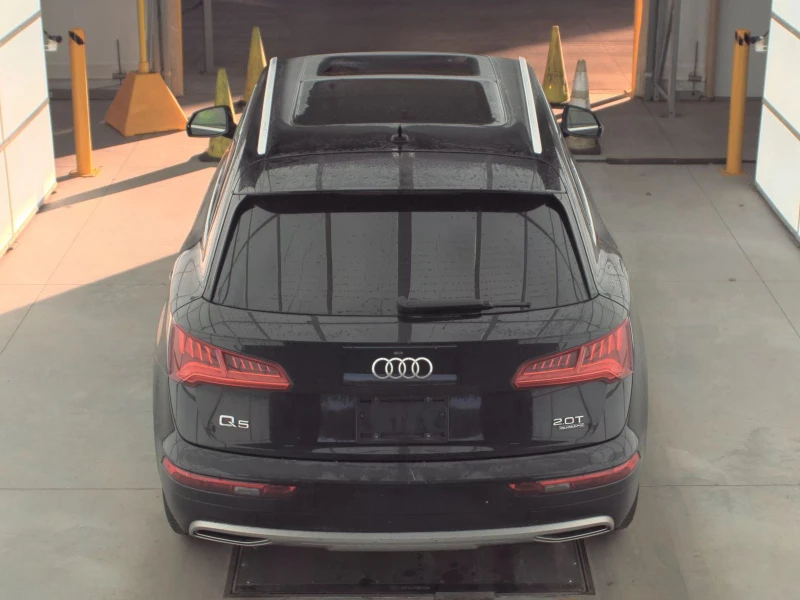 Audi Q5 2.0T* ДИГИТАЛНО* ТАБЛО* ПОДГРЕВ* МЪРТВА* ТОЧКА* КЕ, снимка 8 - Автомобили и джипове - 53275761